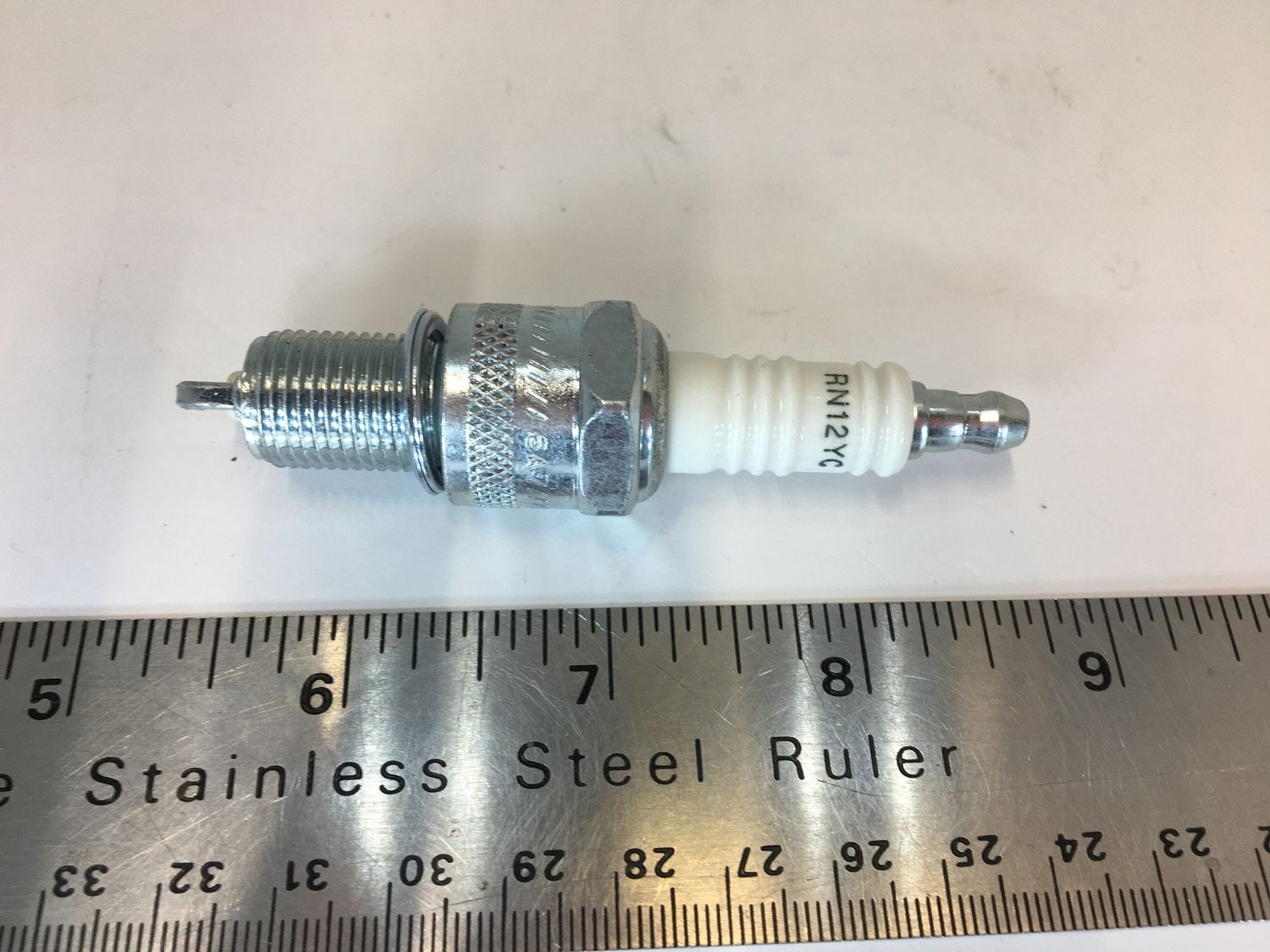 SPARK PLUG-TRIUMPH TR7-SPITFIRE | IGSPARKN12Y