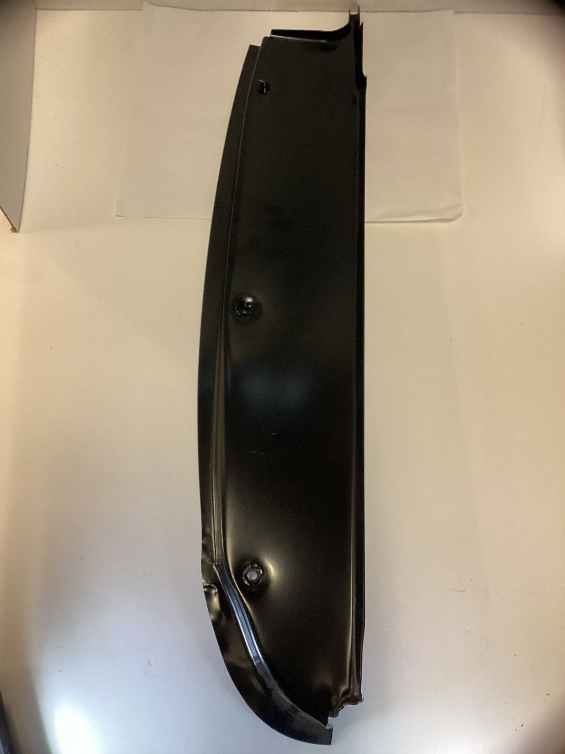 TR6 RH-B-POST BACK HALF