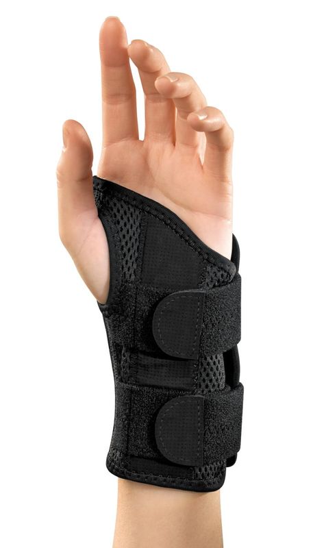 FITTED WRIST BRACE