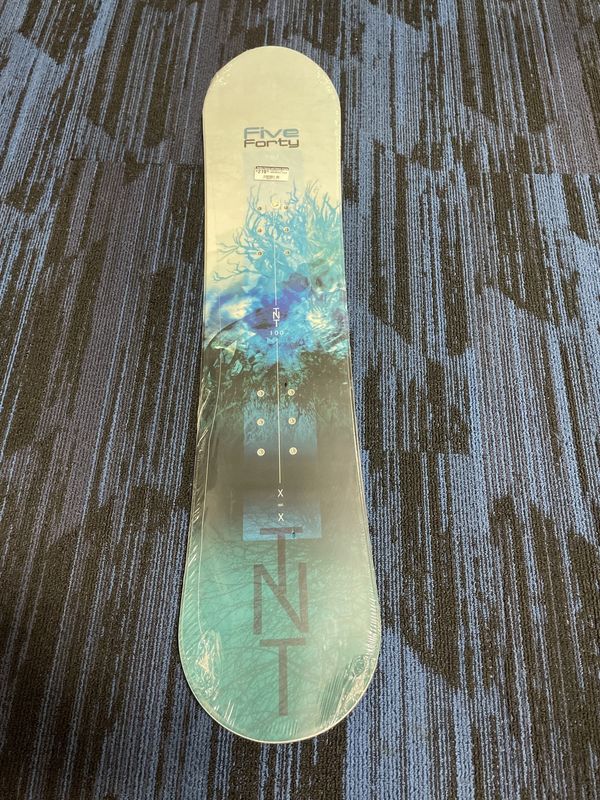 FIVEFORTY TNT SNOWBOARD