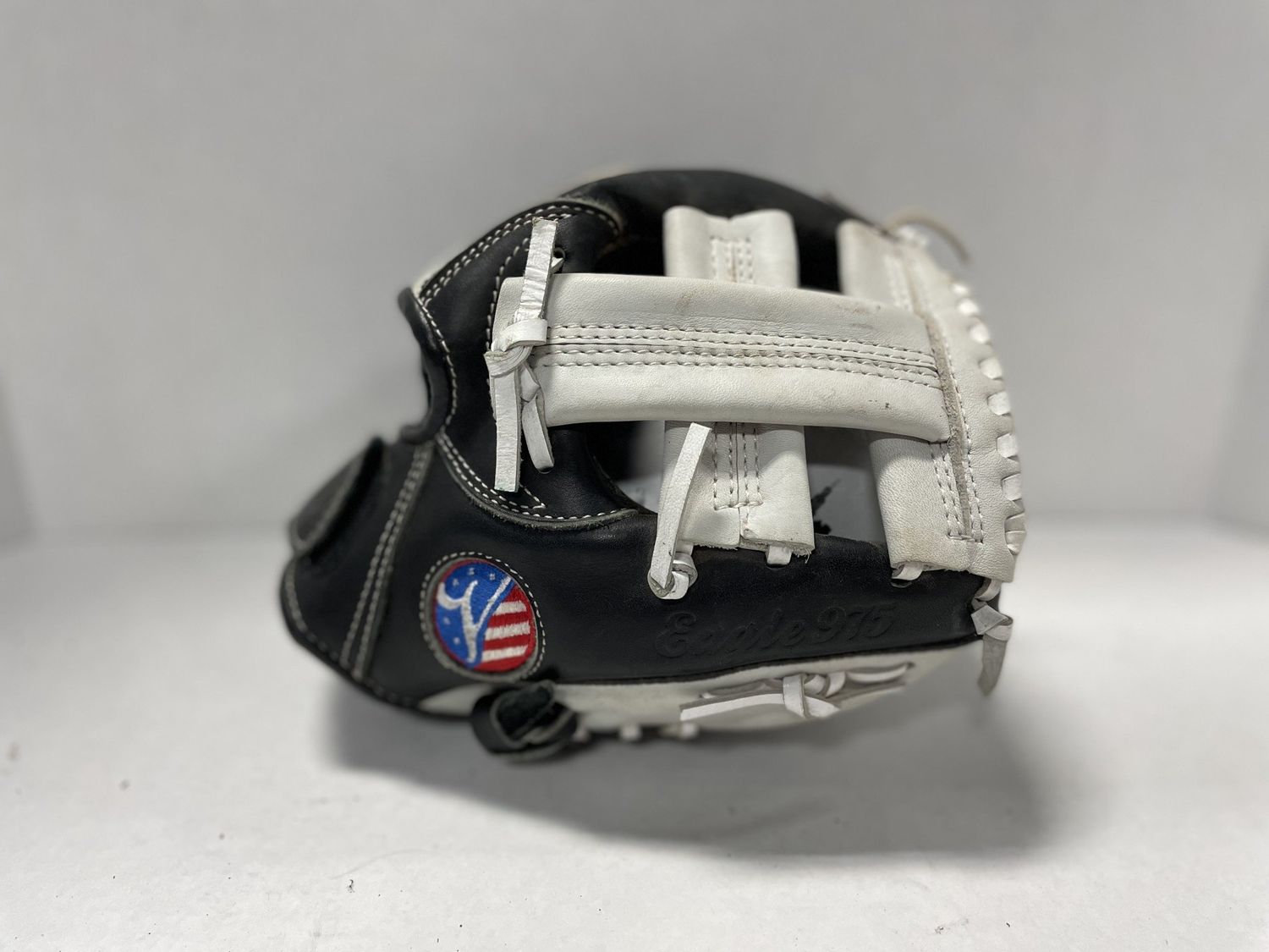 EAGLE 975 RHT TRAINING GLOVE