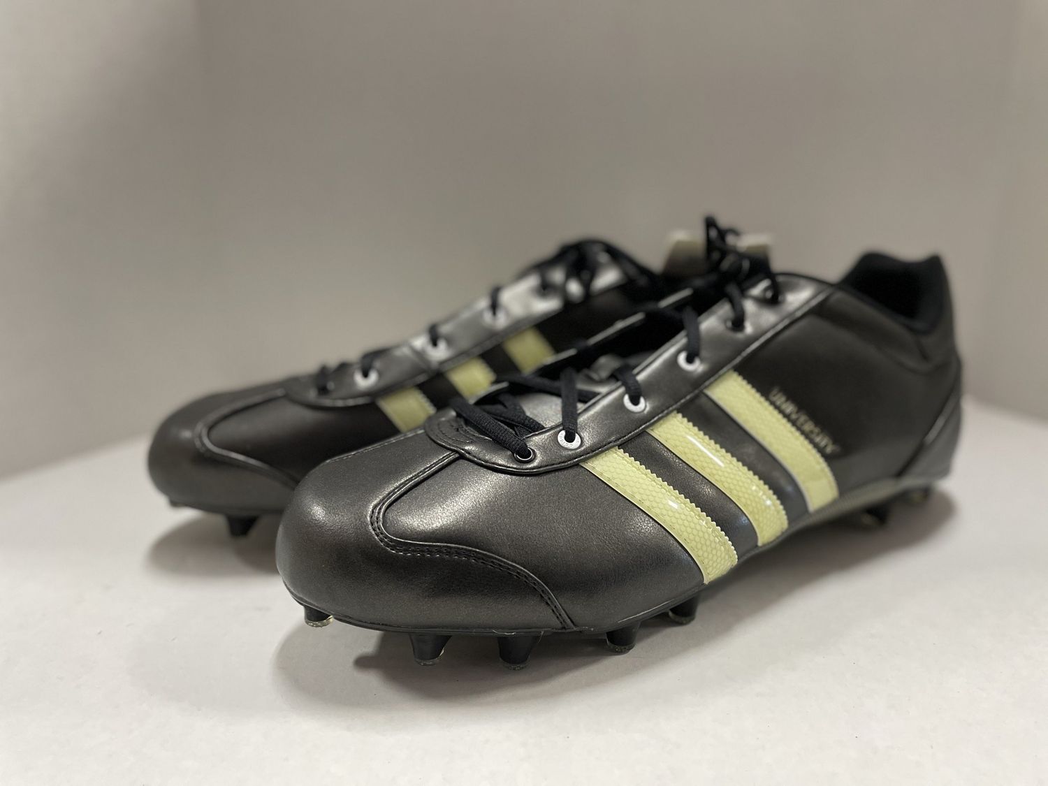 ADIDAS UNIVERSITY LE FB CLEAT BLK 15