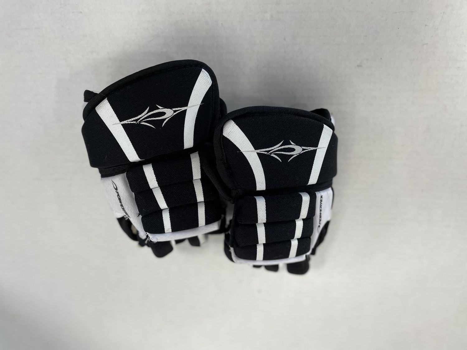 POWERTEK HOCKEY GLV 9&quot;
