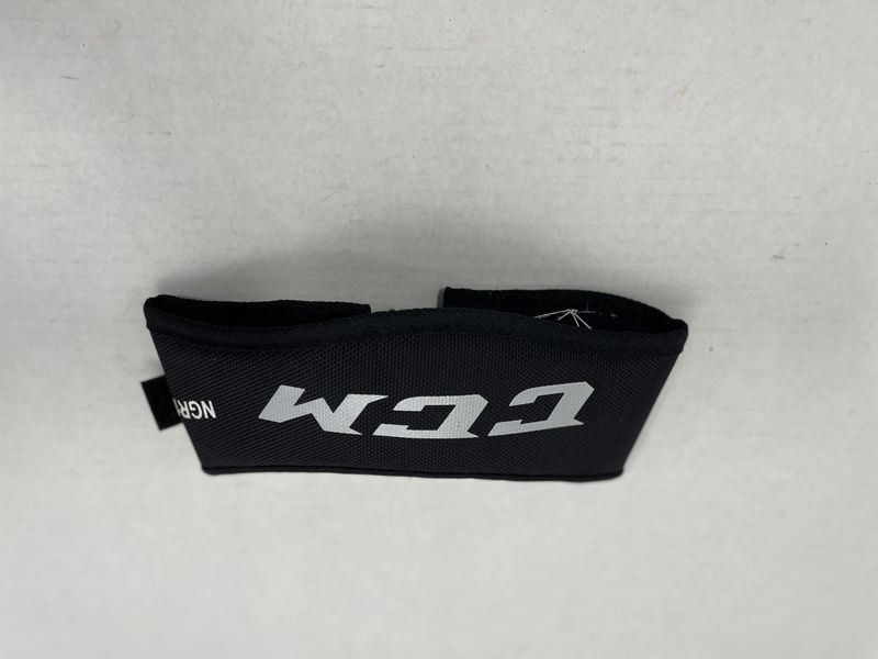 CCM NGR10 NECK GUARD L/XL