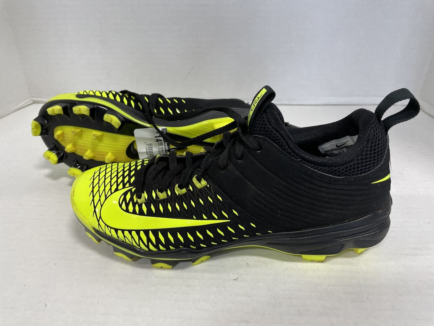 NIKE TROUT BASEBALL CLEAT SZ 6