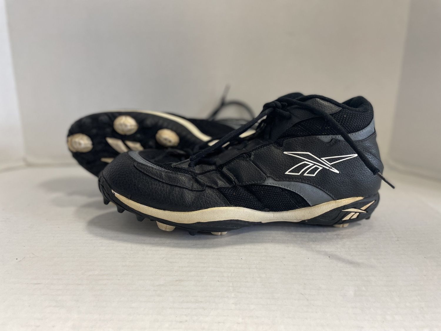 REEBOK FOOTBALL CLEAT BLK SZ 11.5