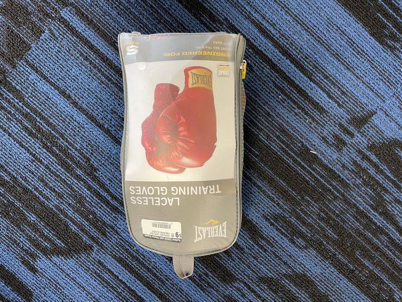 EVERLAST LACELESS TRAINING GLOVES