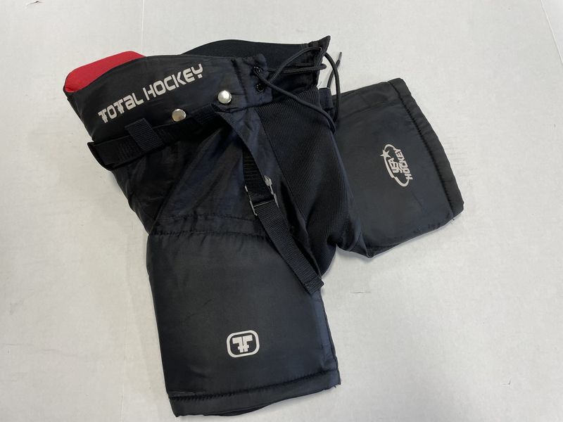 TOTAL HOCKEY BREEZER YTH SMALL
