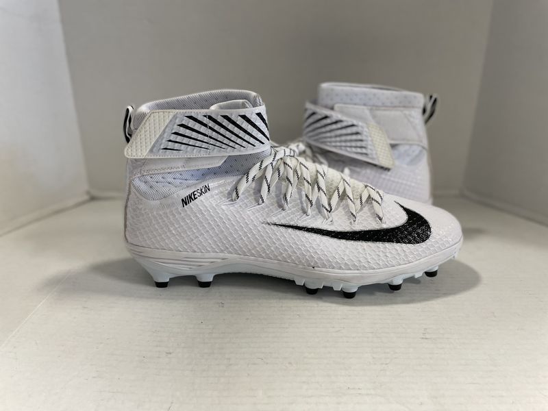 NIKE SKIN FOOTBALL CLEAT WHT SZ 18