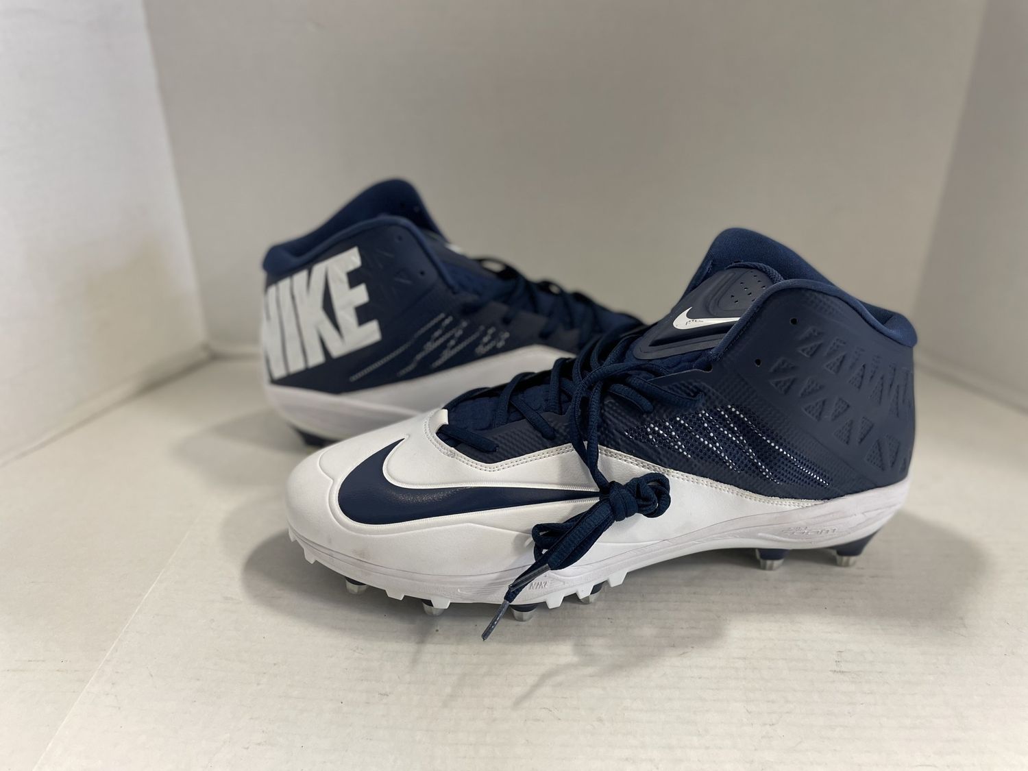 NIKE FOOTBALL CLEAT BLU/WHT SZ 17