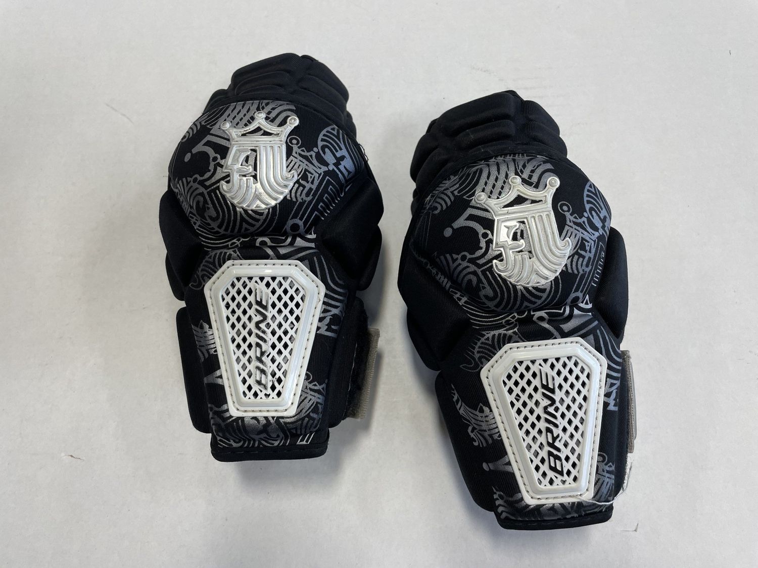 BRINE KING ARM PAD SMALL