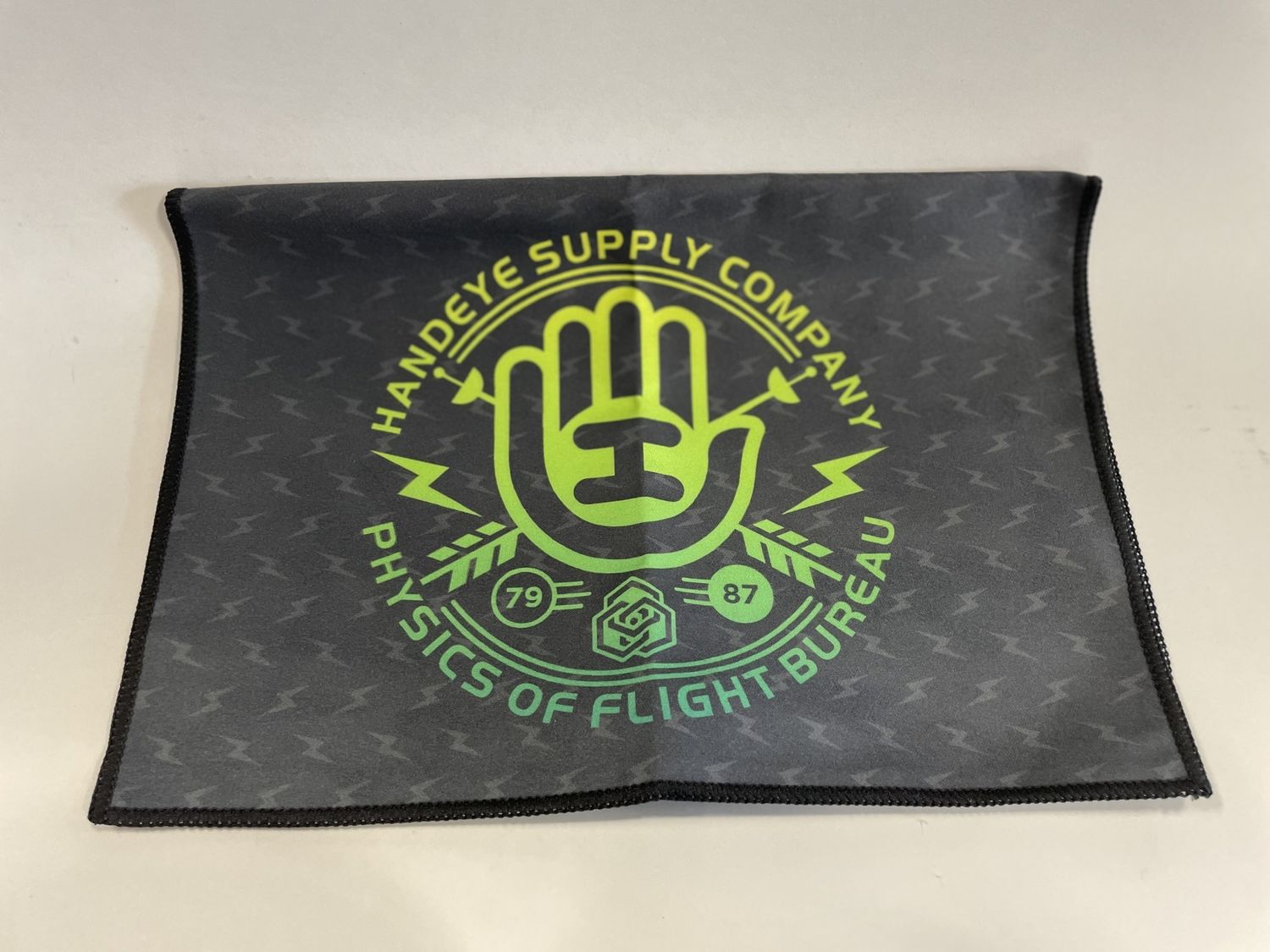 HSCo CREST DRY TOWEL