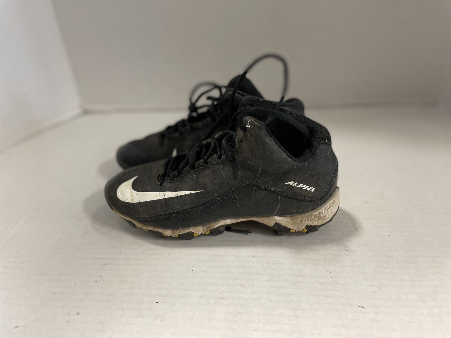NIKE ALPHA FB CLEAT BLK SZ 3.5