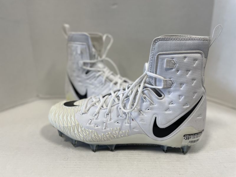NIKE FORCE FOOTBALL CLEAT WHT SZ 16