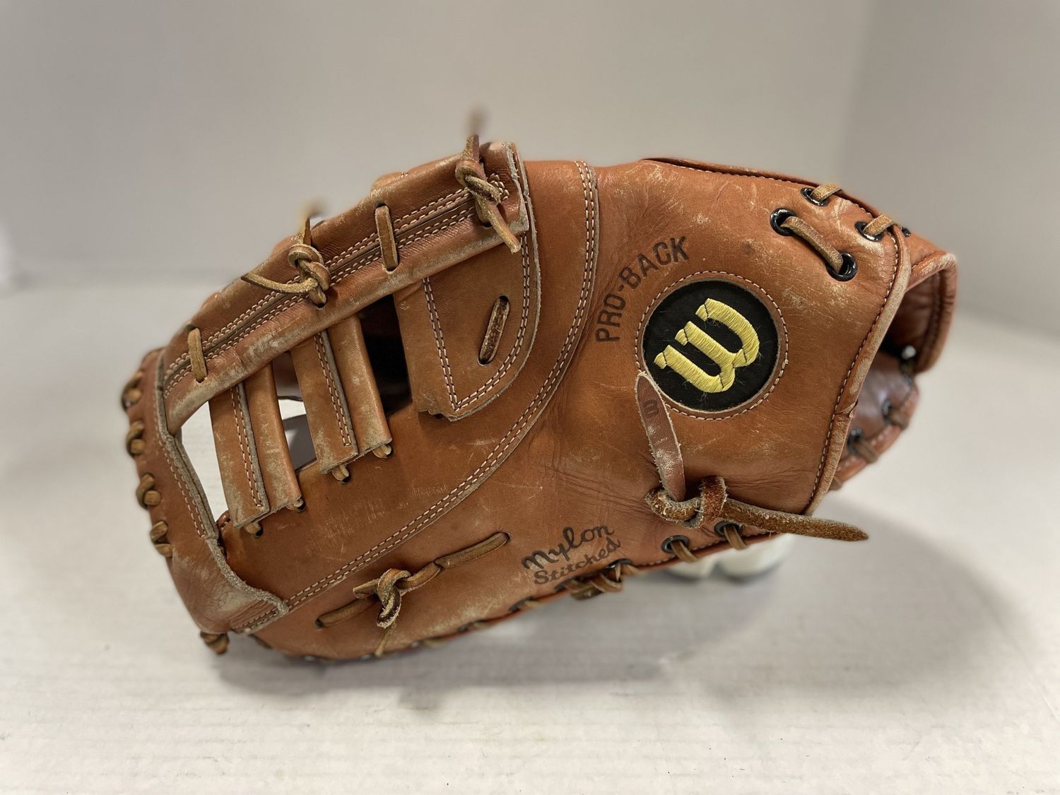 WILSON THE A2802 FIRST BASE MITT LHT