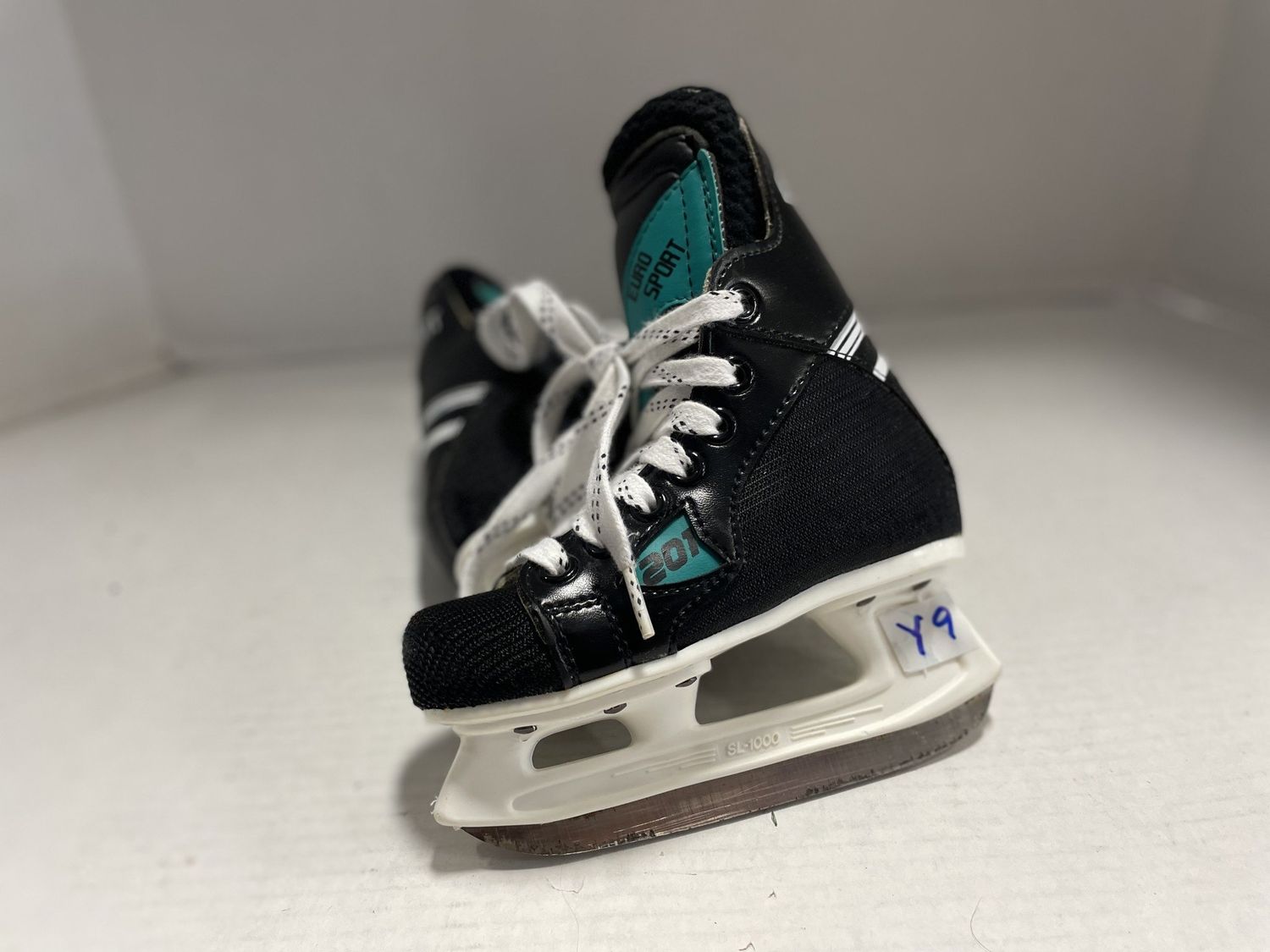 EURO SPORT 201 SKATE Y9