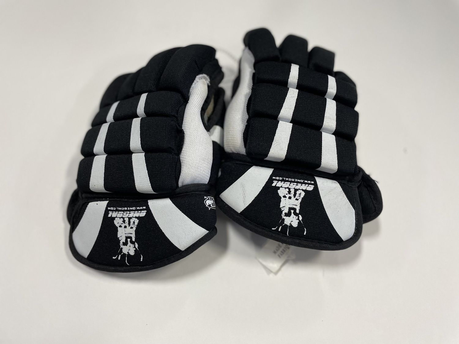 ONEGOAL HOCKEY GLOVE 8&quot;