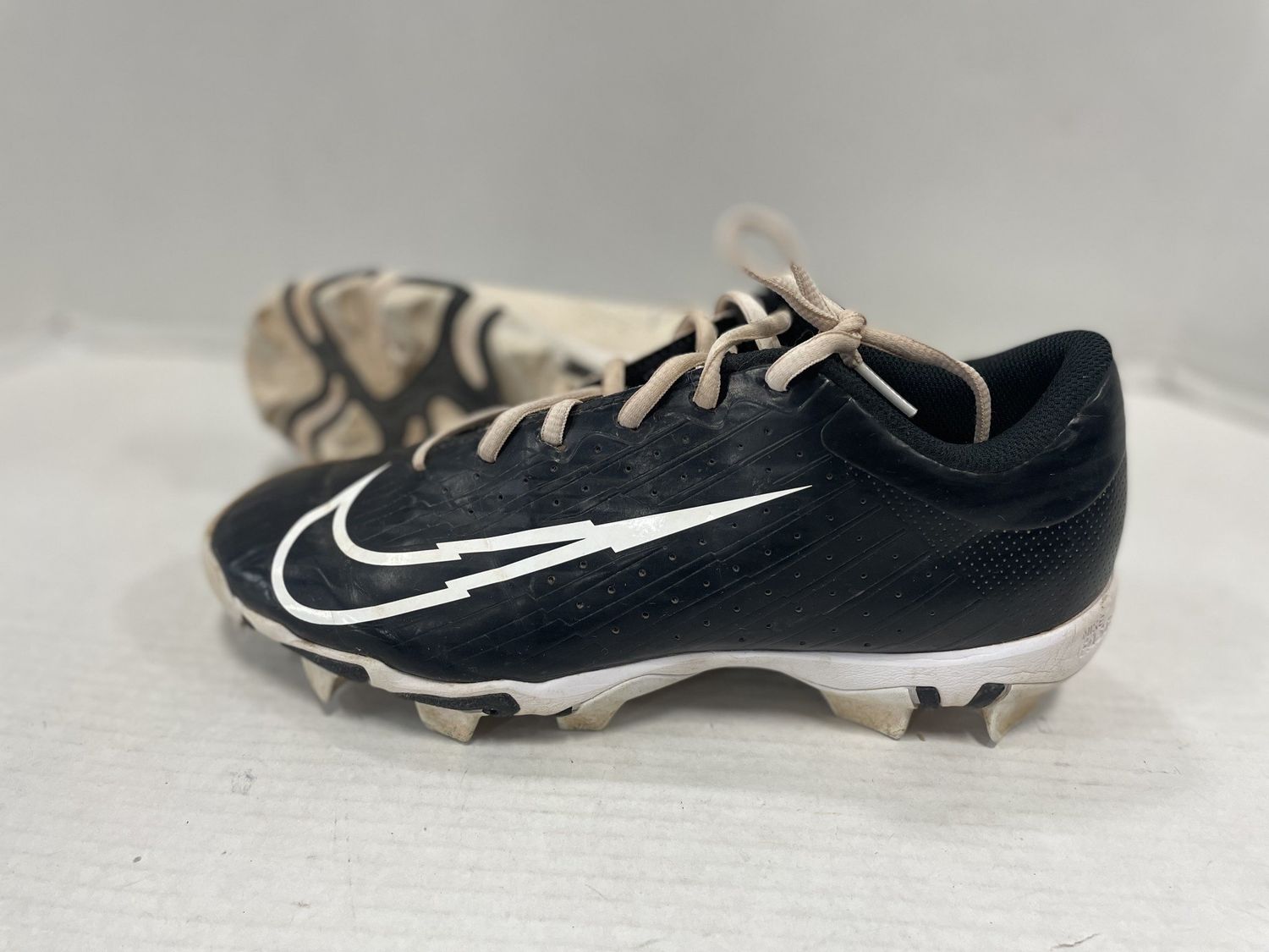 NIKE VAPOR BB CLEAT BLK/WHT SZ 7.5
