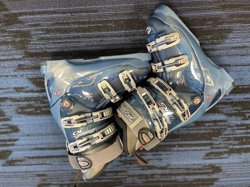 NORDICA BEAST 1010W DH BOOTS SZ 6.5