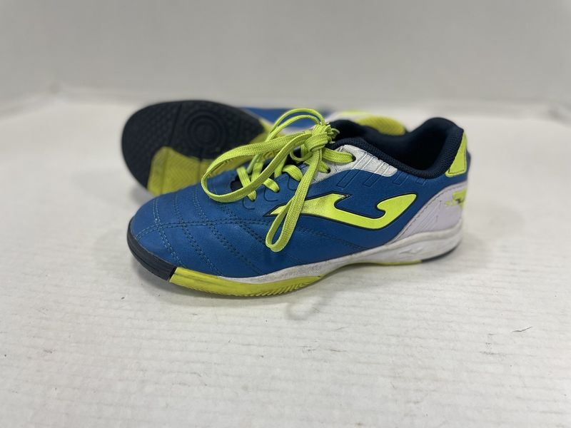 JOMA TOLEDO INDOOR SOCCER SHOE SZ 1.5