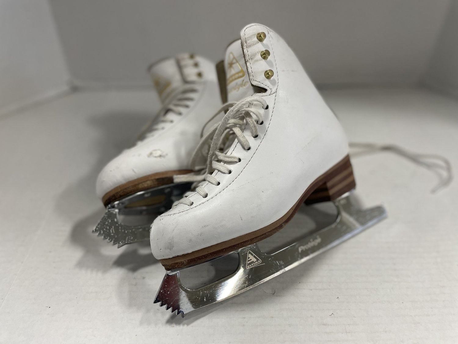 JACKSON 2191 FREESTYLE SKATE SZ 2B