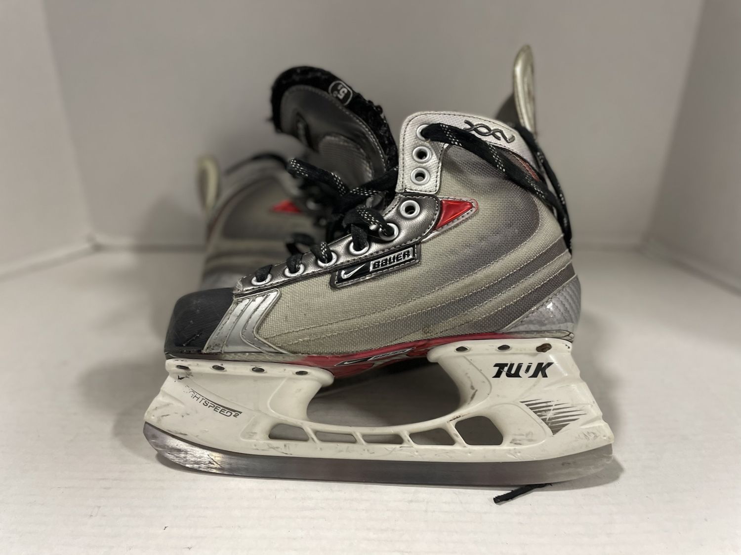 BAUER VAPOR XXV SKATE SZ 5.5