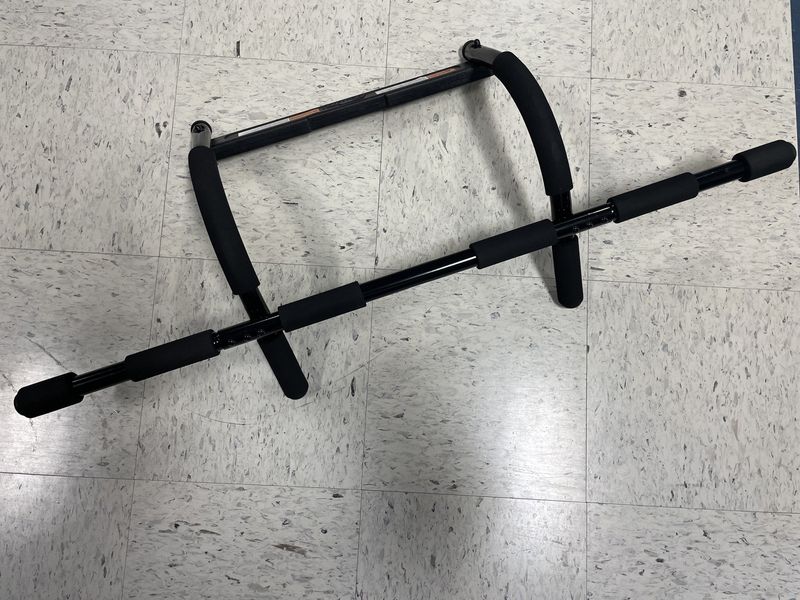 CRANE DOORWAY CHIN BAR