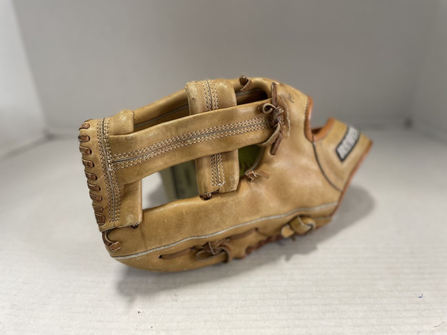 REGENT SADDLEBACK MITT LHT