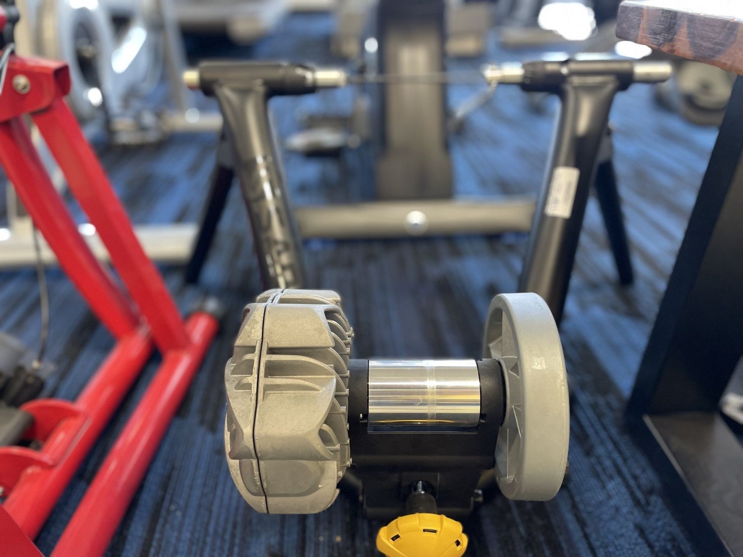 SARIS FLUID BIKE TRAINER