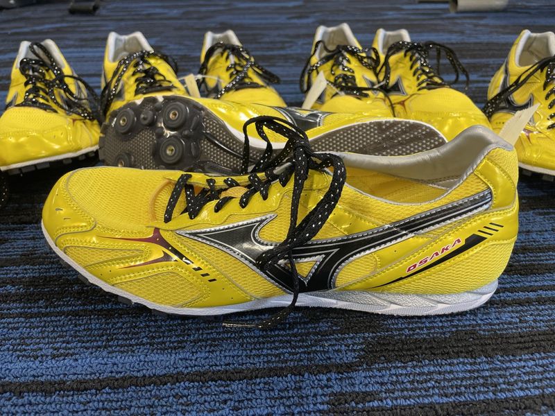 MIZUNO OSAKA TRACK SPIKES SZ 12.5