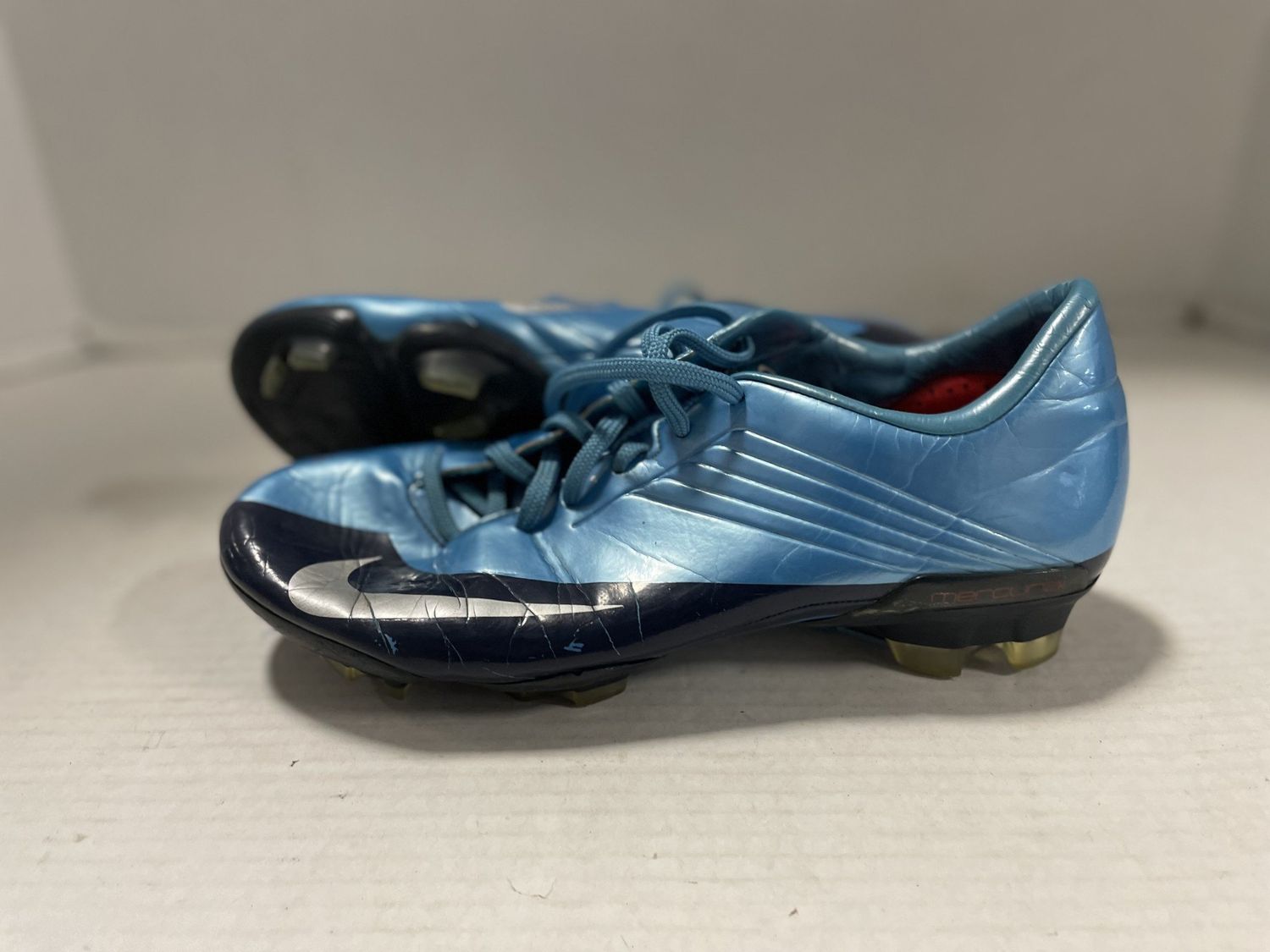 NIKE MERCURIAL SOCCER SHOE SZ 7.5