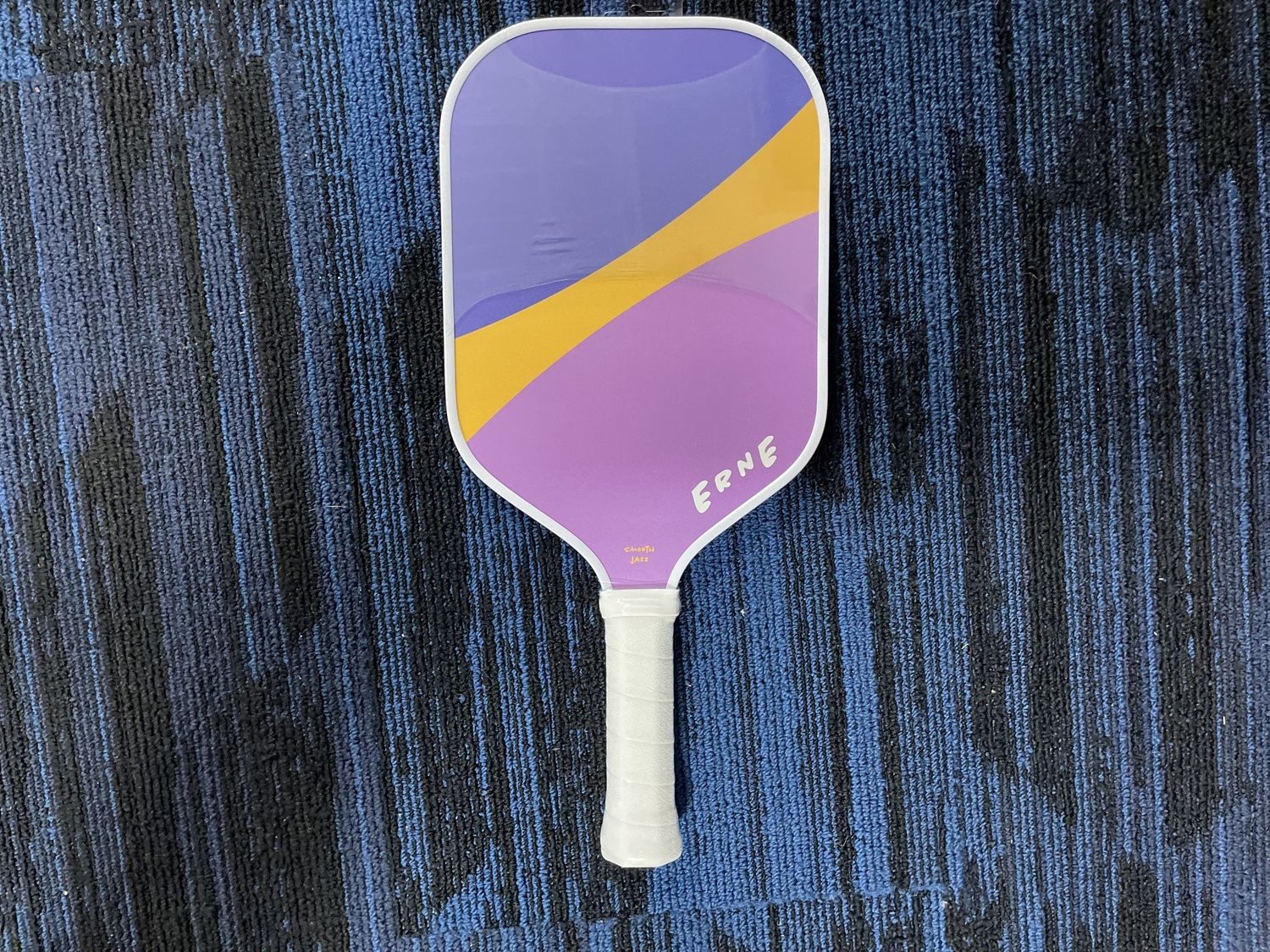 ERNE PICKLEBALL PADDLE SMOOTH JAZZ