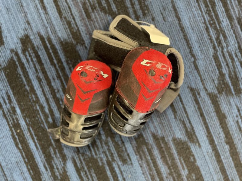 CCM QLT230 ELBOW JR. LRG