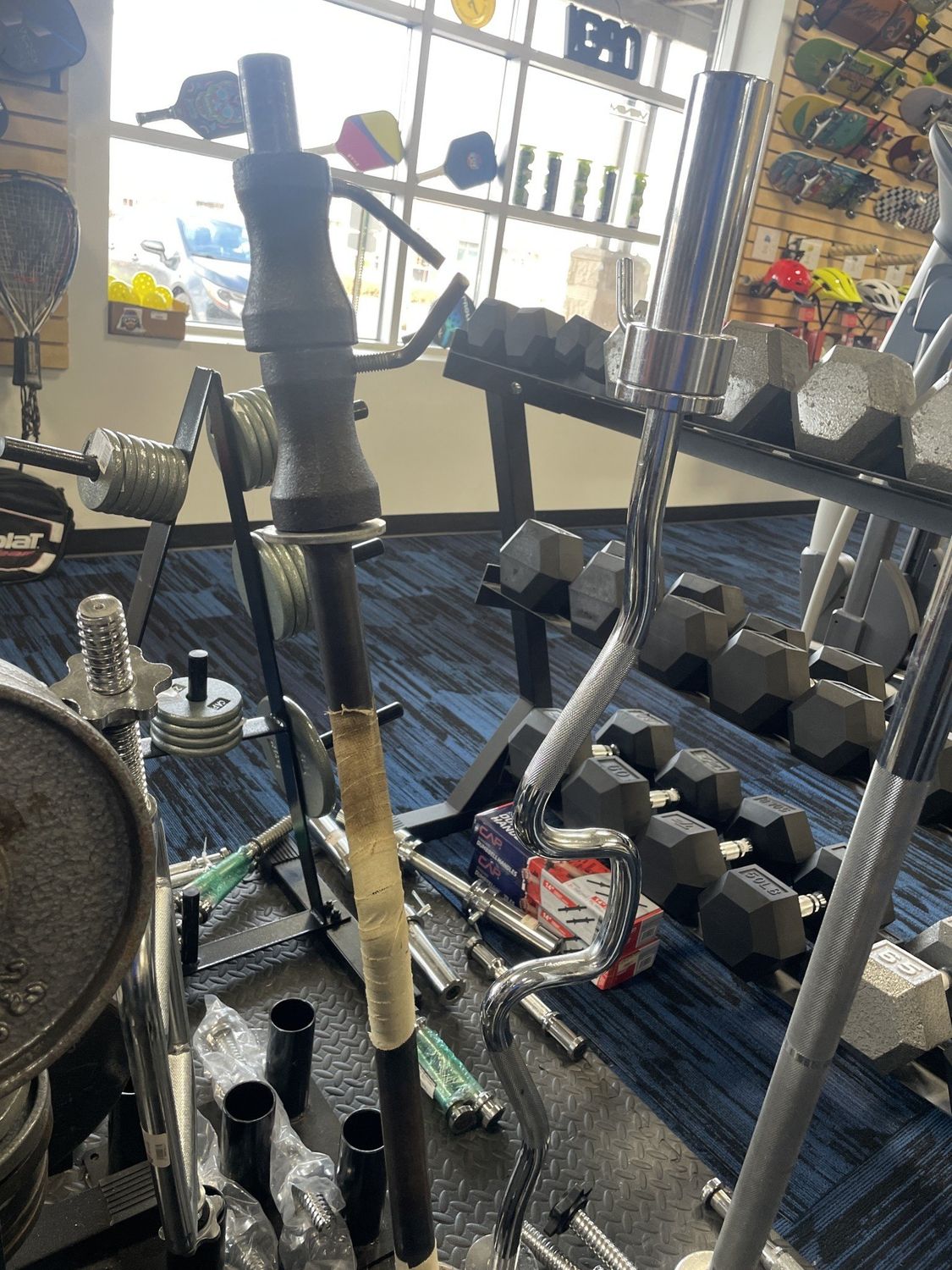 STANDARD CURL BAR W/ HVY COLLARS