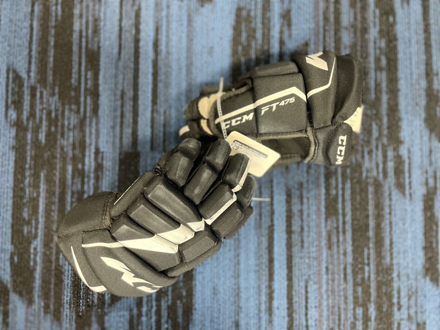 CCM FT475 HOCKEY GLOVES 12&quot;