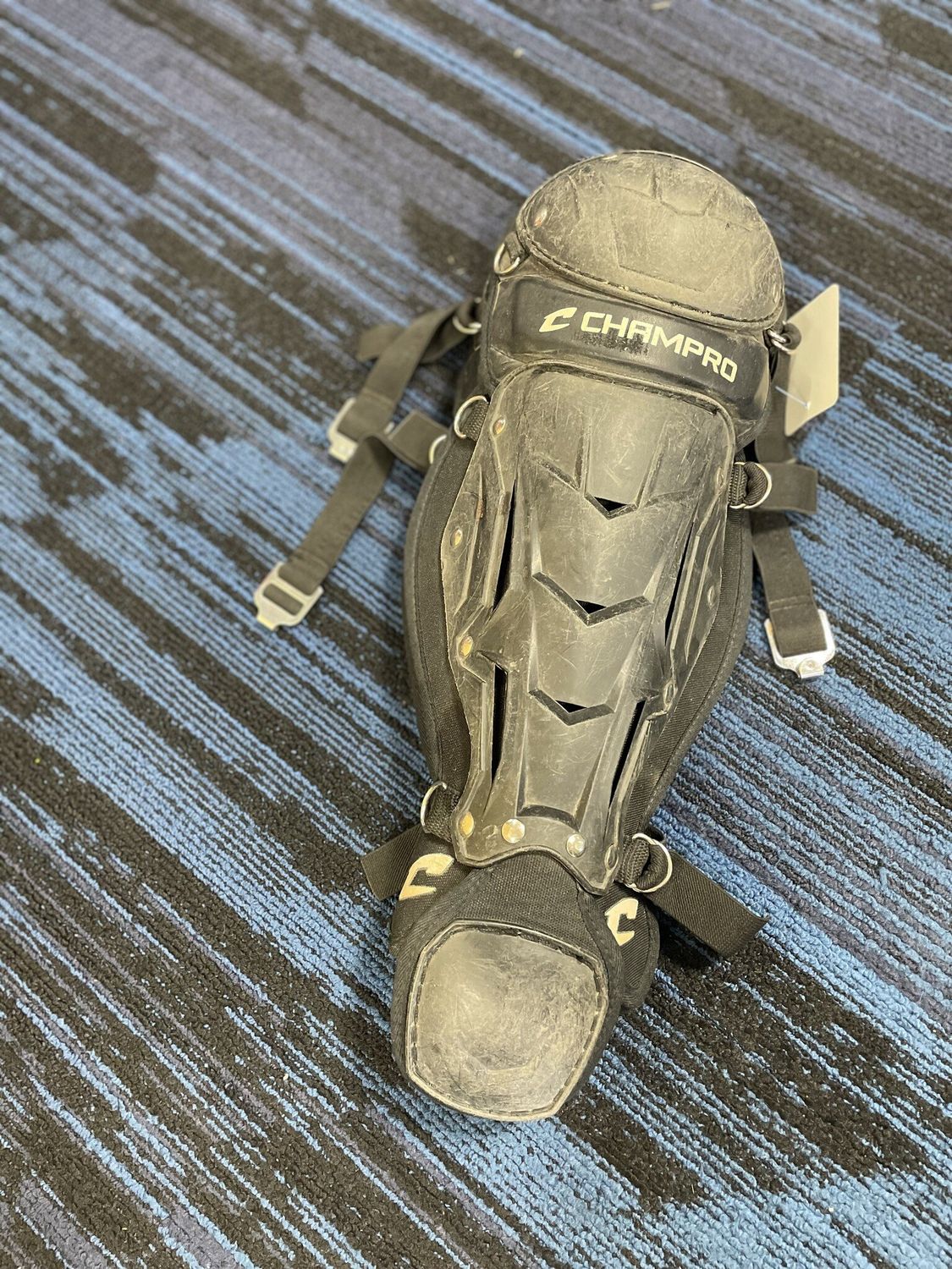 CHAMPRO CATCHERS LEG GUARDS AGE 9-12