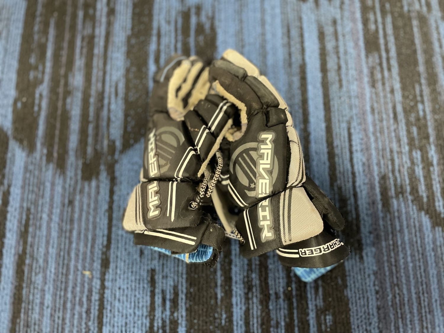 MAVERIK CHARGER GLOVES SMALL 10&quot;