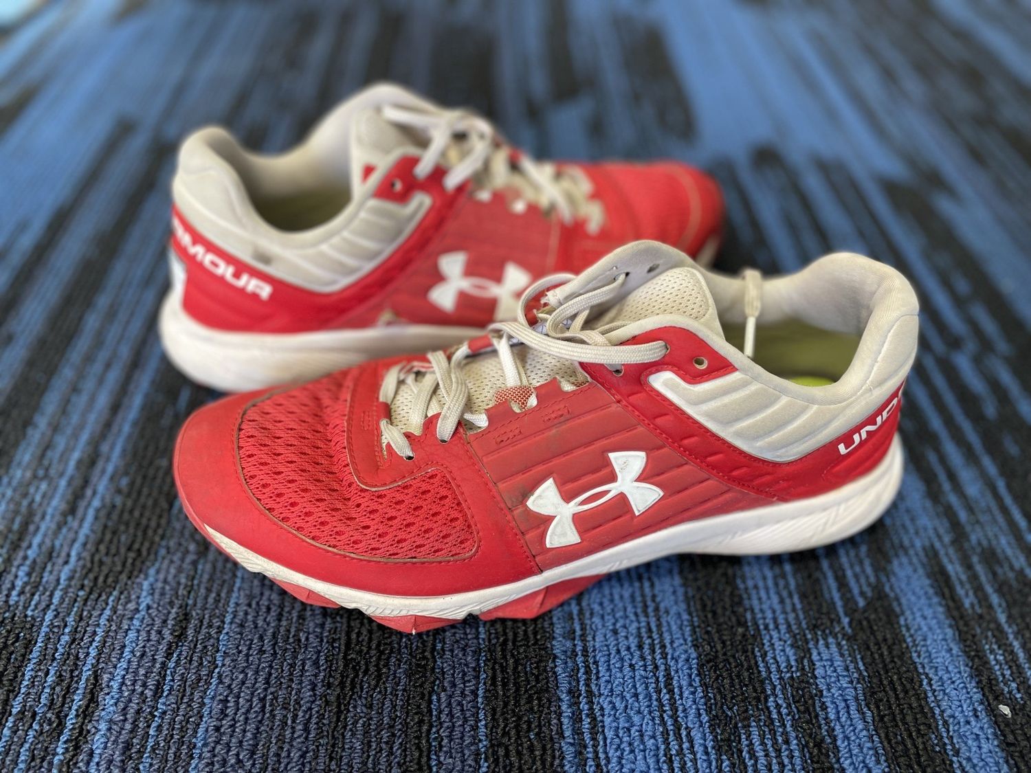 UNDER ARMOUR BASEBALL TURF SHOE SZ 10