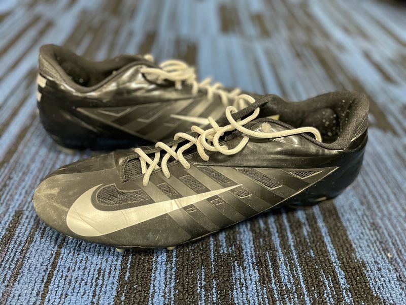 NIKE VAPOR PRO FOOTBALL CLEAT SZ 13