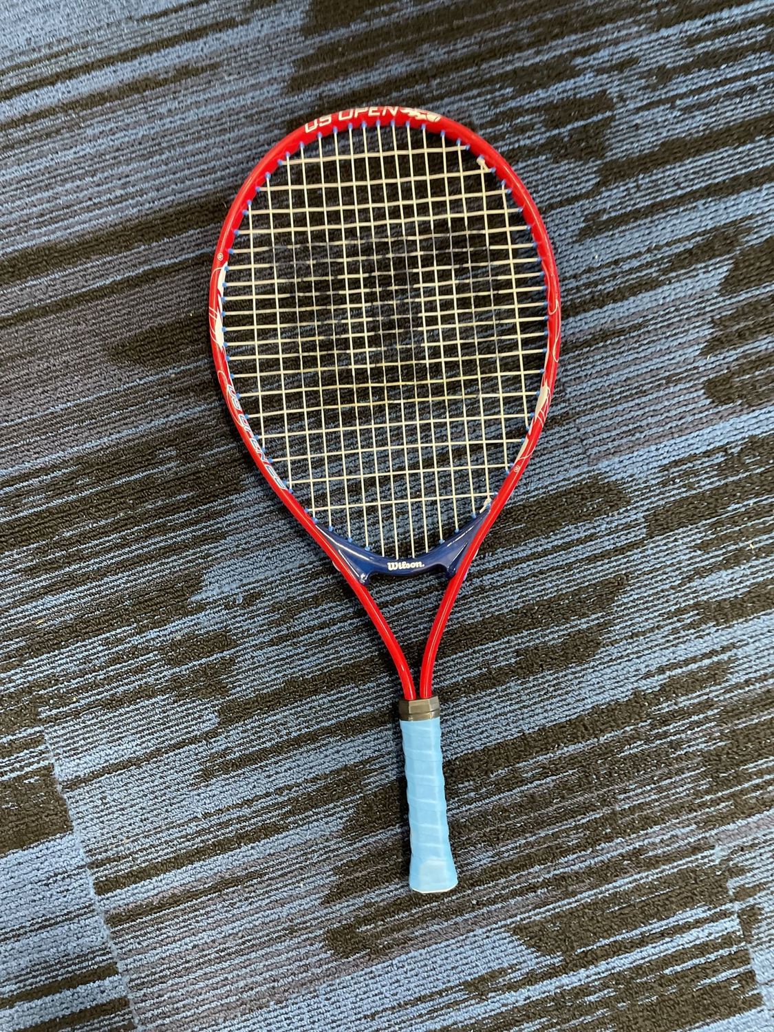 WILSON JUNIOR RACQUET 23&quot;