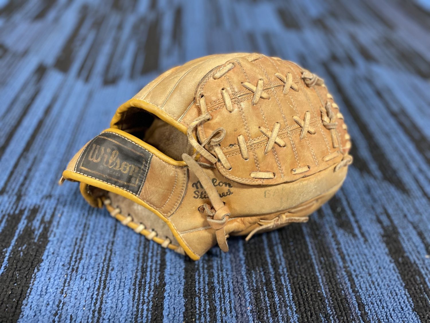 WILSON A2180 GLOVE RHT