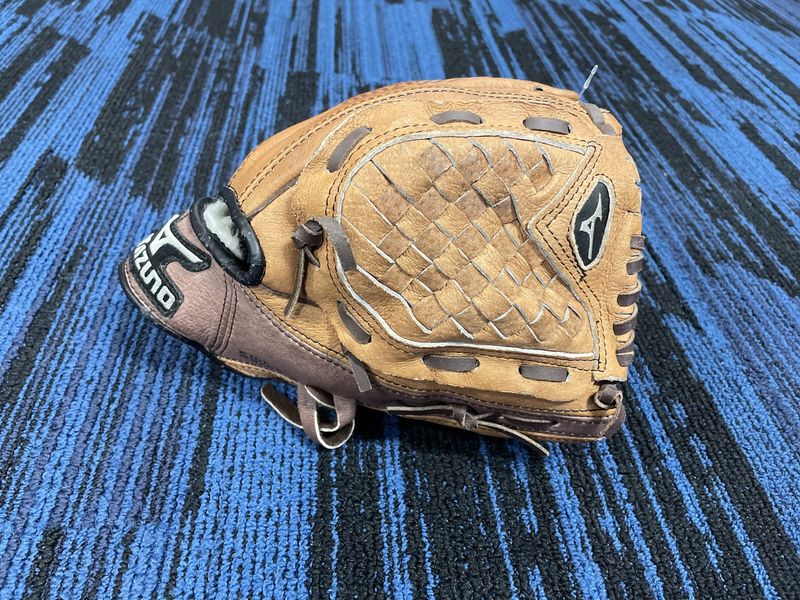 MIZUNO POWER CLOSE GLOVE 10&quot; RHT