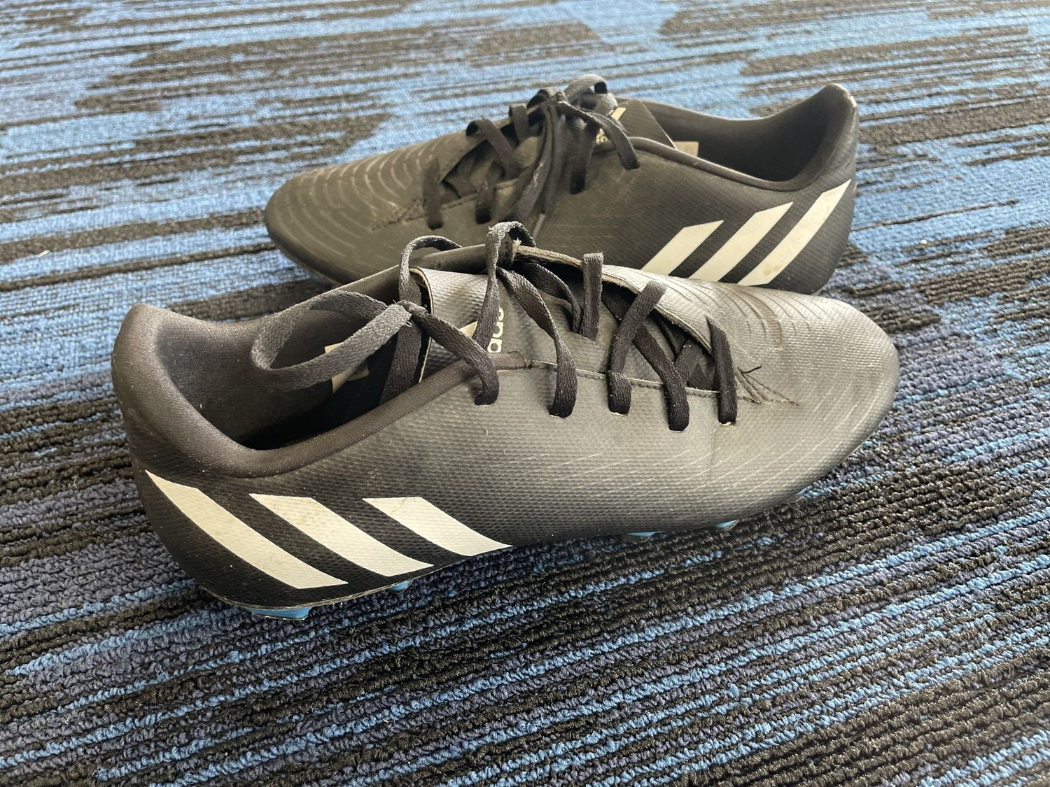 ADIDAS PREDATOR SOCCER SHOE SZ 8.5