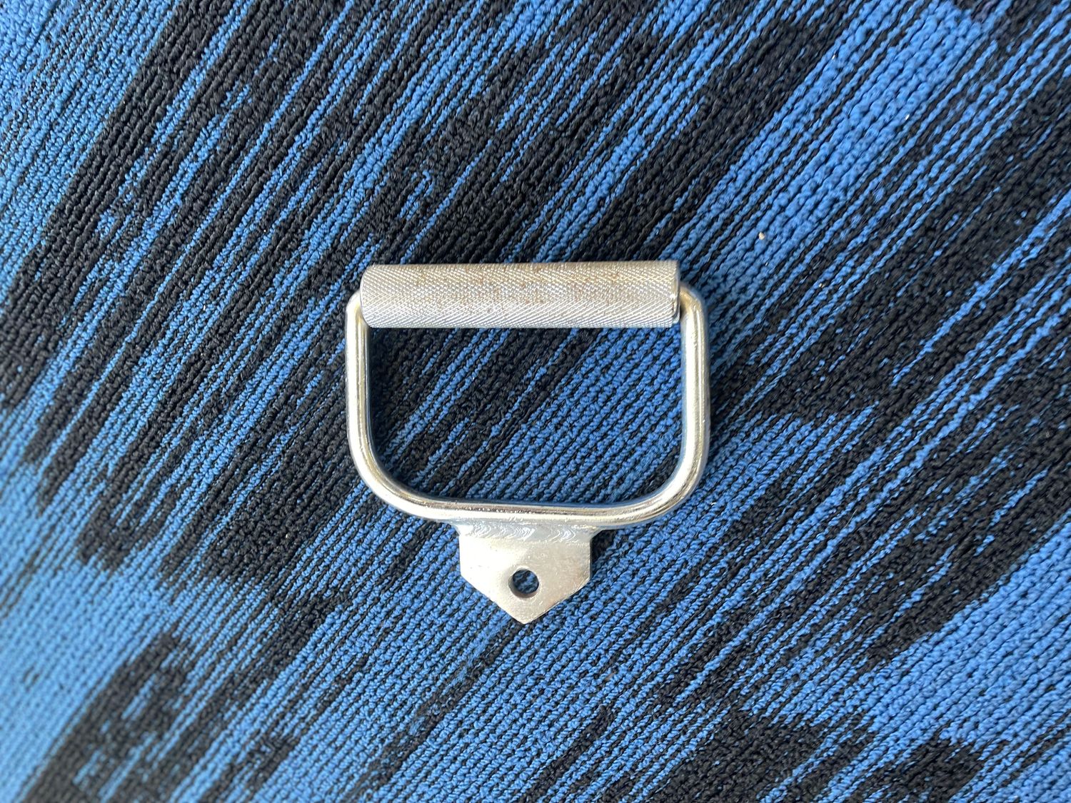 D HANDLE