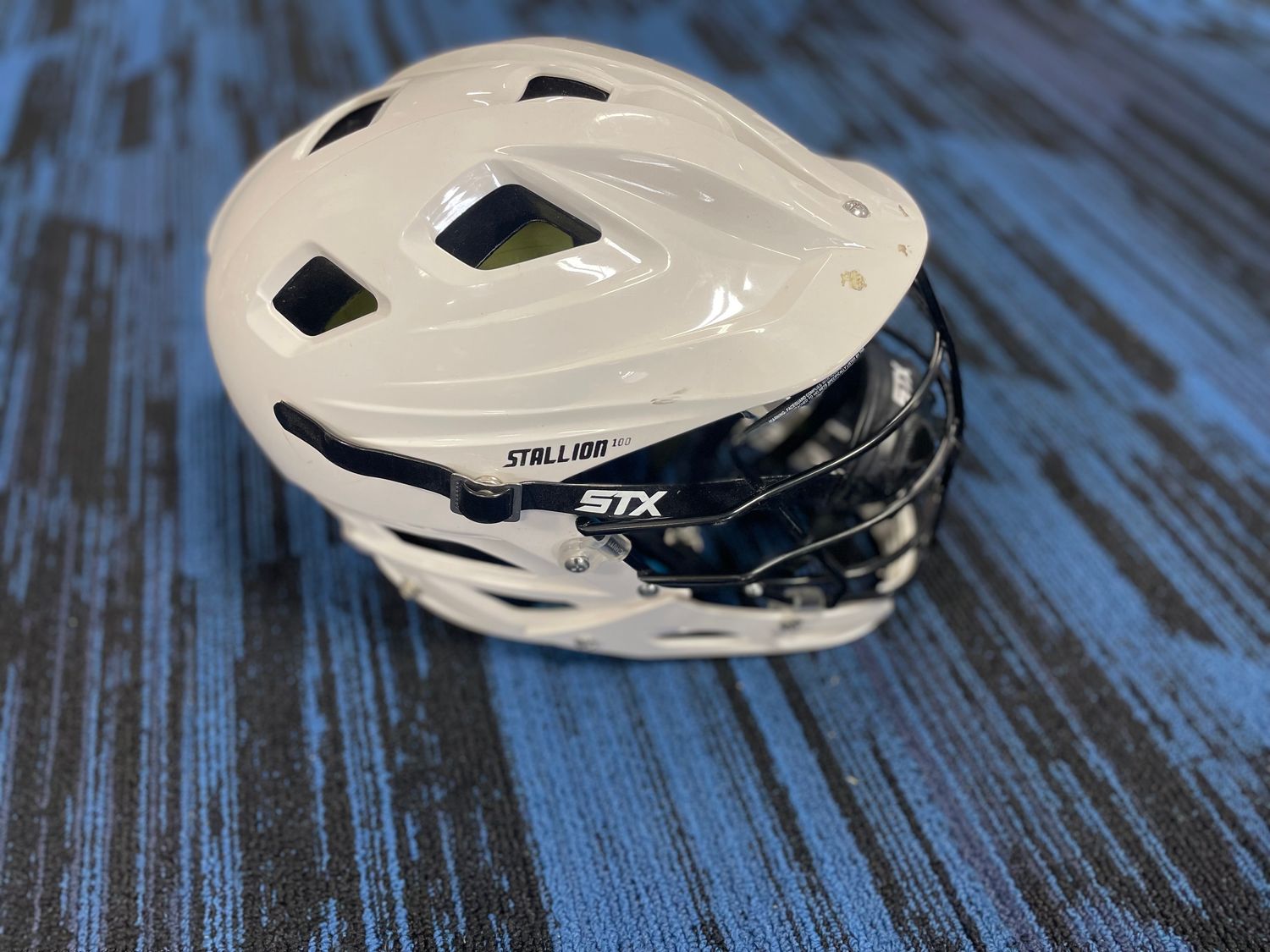 SCHUTT STALLION 100 LACROSSE HELMET MED/LRG