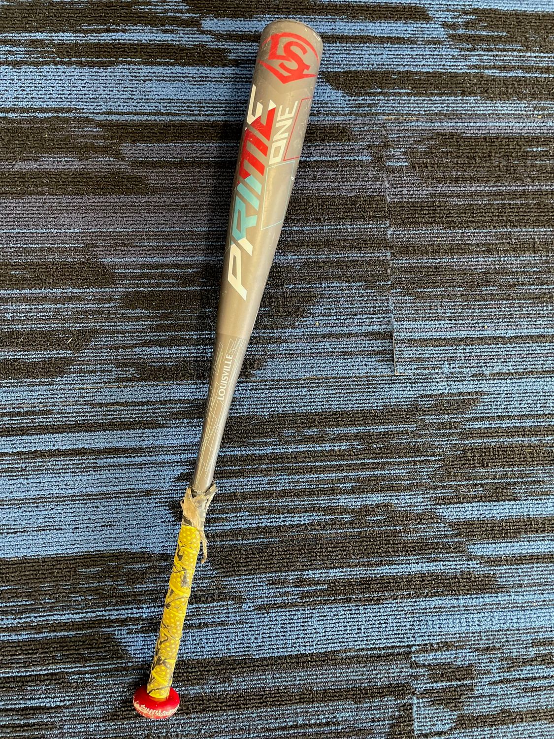 LOUISVILLE SLUGGER PRIME ONE BAT 29/17 (GRIP)