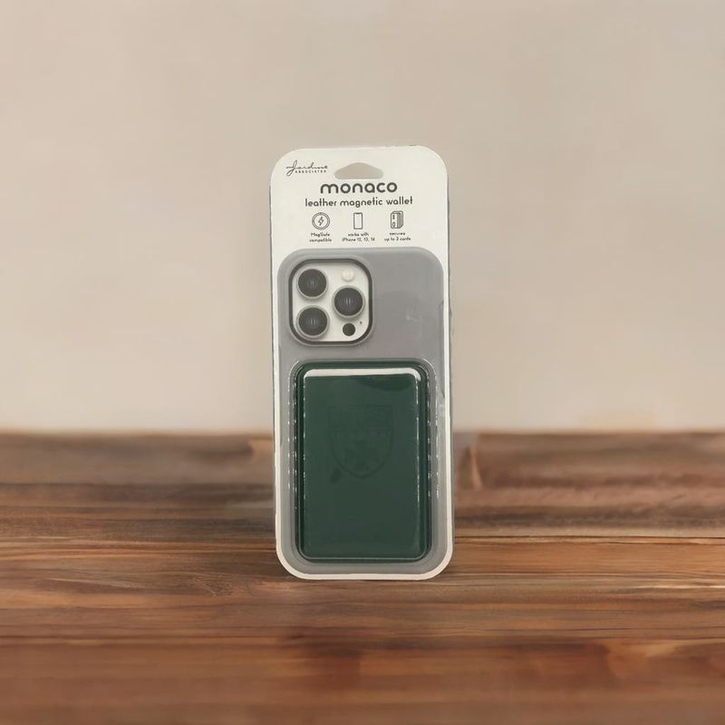 Leather Wallet with MagSafe Green Shield
