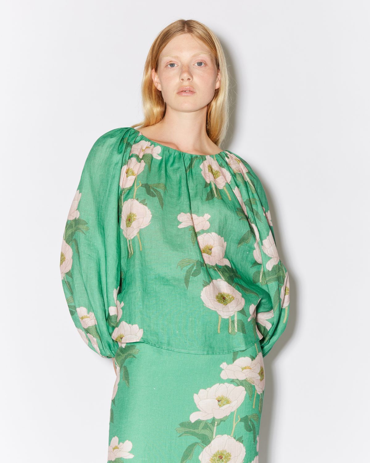 Bern-Top Georgina Big Peonies, Color: green, Size: 38