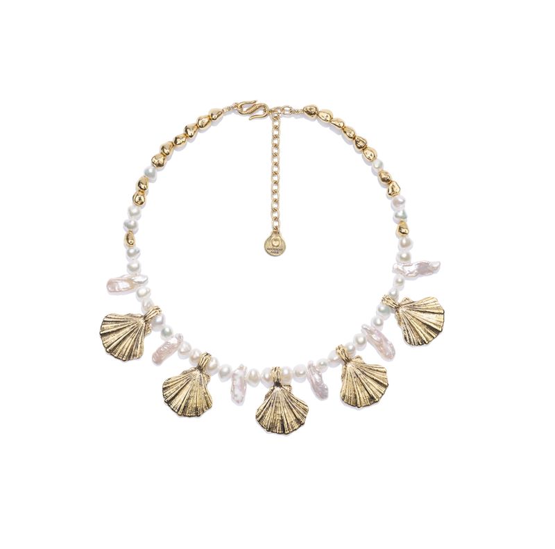 Goos-Circe Shell Necklace