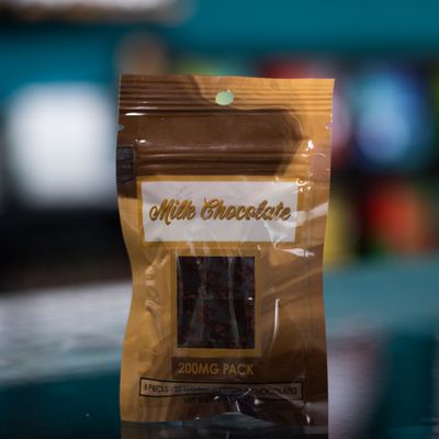 Delta 8 THC - Chocolate - Milk Chocolate 200mg